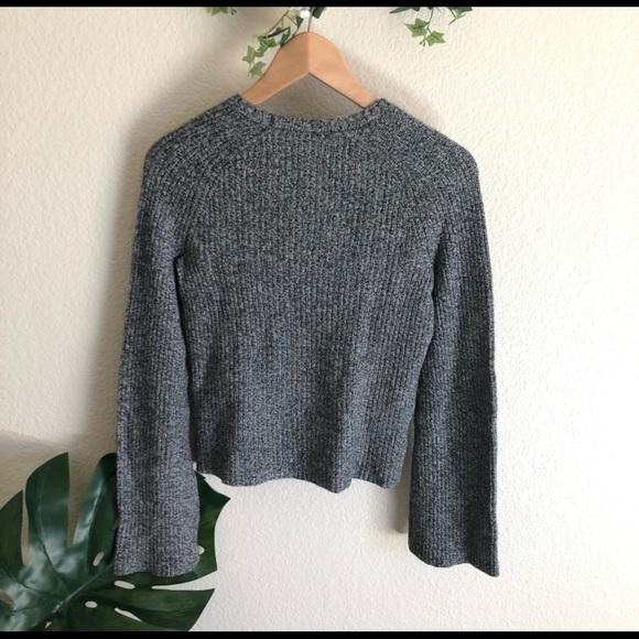 Theory Marble Bell Sleeve PO - Picture 5 of 6